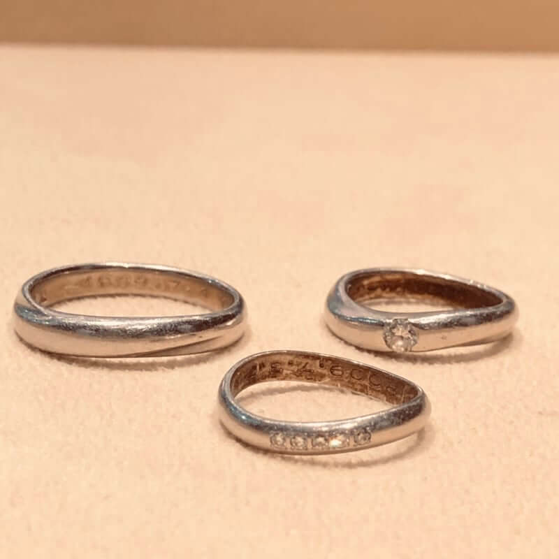 3本のパイロット結婚指輪