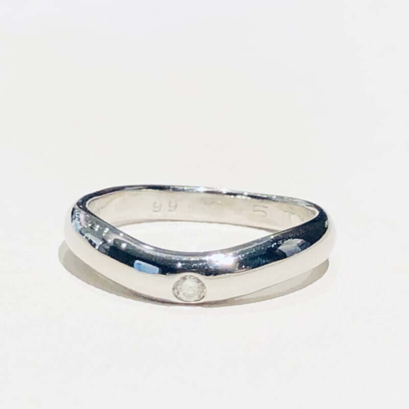 無事修復された切断プラチナ結婚指輪