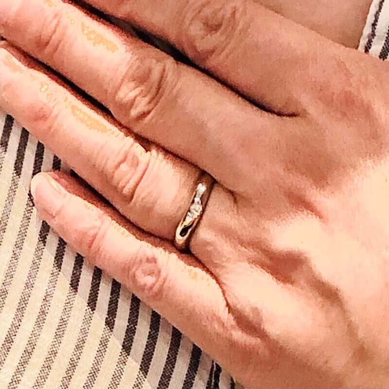 結婚22年目に再びピカピカ復元されたプラチナ結婚指輪