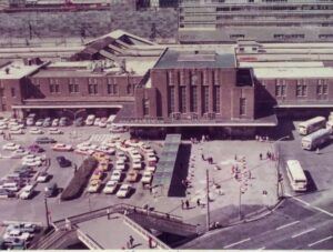 昭和48年当時撮影の国鉄横浜駅駅舎
